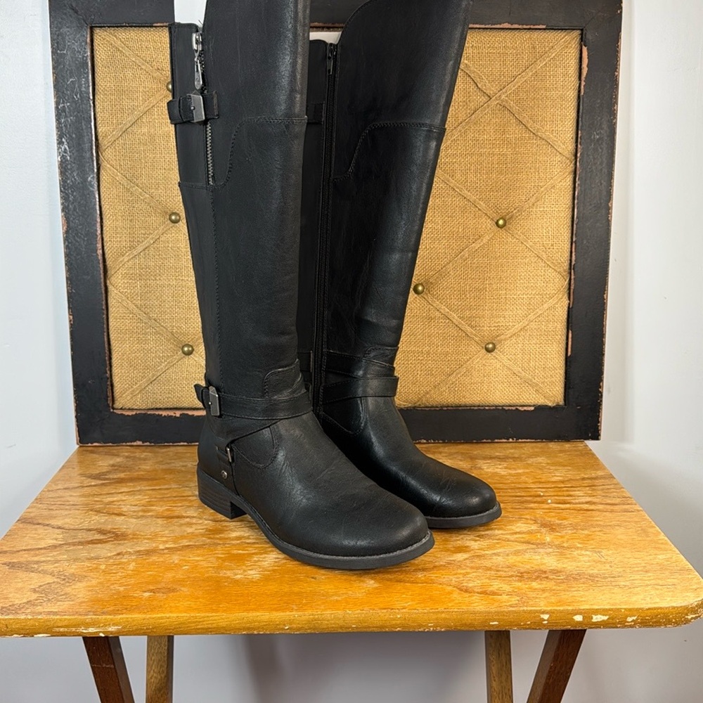 Guess‎ Boots Black Over the Knee in Size 7M  NWOT